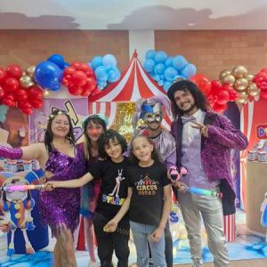 Fiesta Infantil: Inflables, Recreación Y Show de Circo, 20 Niños Máximo - Plan Saturno