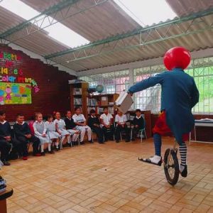 Fiesta Infantil: Recreación, Inflable, Decoración Y Show De Fuego - Plan Mercurio