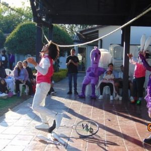 Fiesta Infantil: Recreación, Show De Circo Y Show de Magia, 20 Niños Máximo - Plan Galaxy